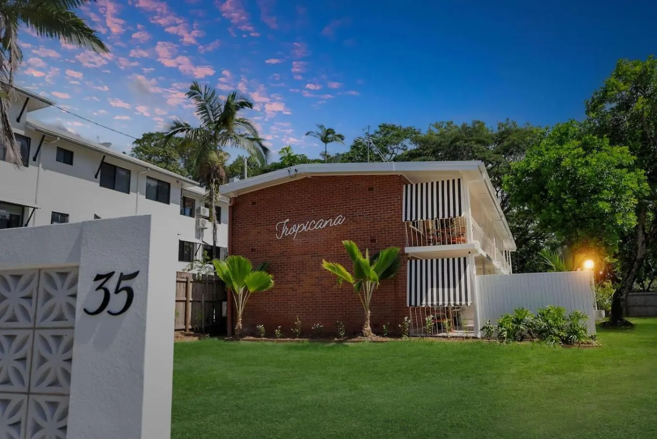 Tropicana Boutique Hotel - 3 Cairns Appartamento